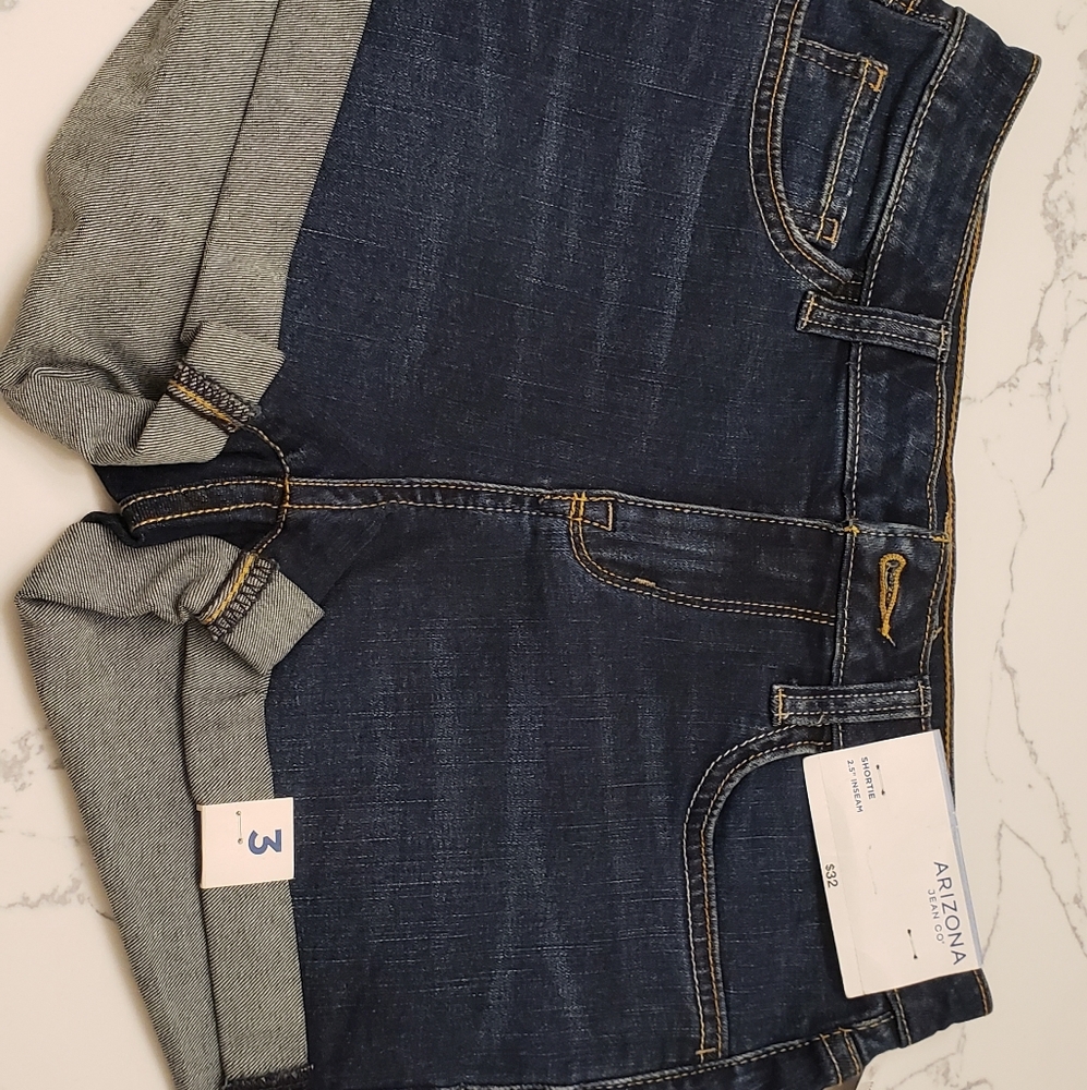 Denim Shorts Size 3 Arizona Jean Co New with tags